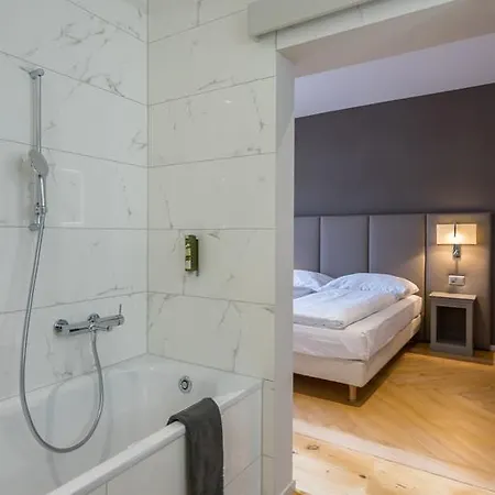 Szálloda Du Theatre, Boutique