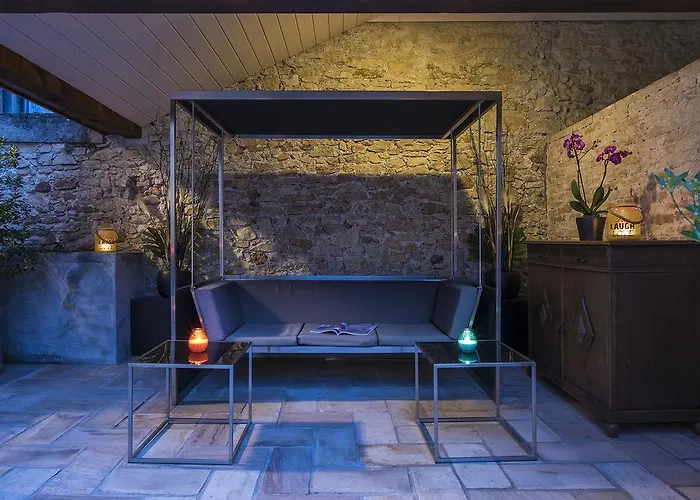 Hotel Du Theatre, Boutique