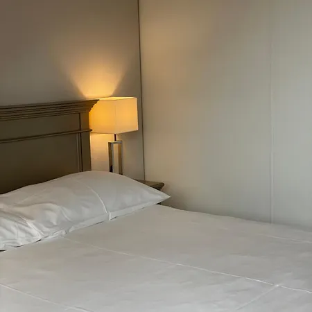 Hotel Du Theatre, Boutique 3*